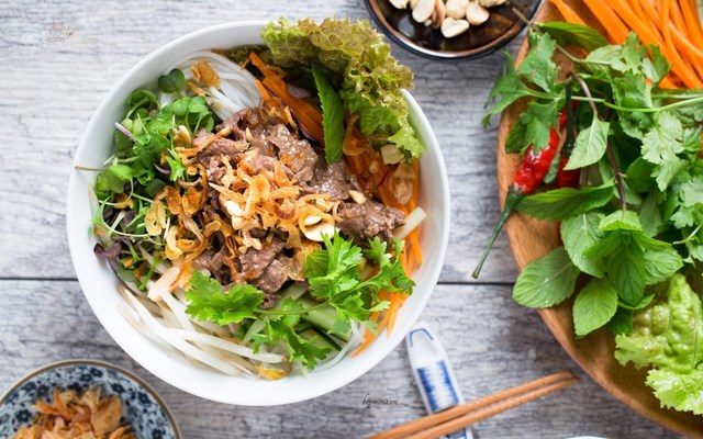 Bún Bò Trộn, Mỳ Trộn & Phở Cuốn Hà Nội
