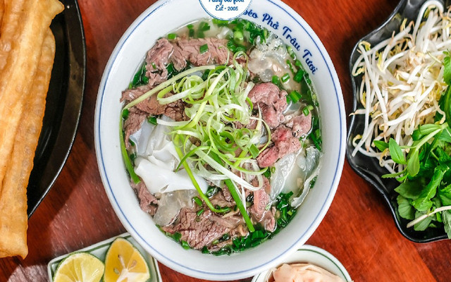 Long Hải Quán - Phở Trâu Tươi & Cơm Rang Giòn