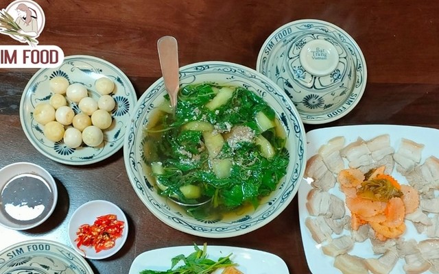 SimFood - Cơm Niêu & Lẩu Gà Lá É - Thân Văn Nhiếp