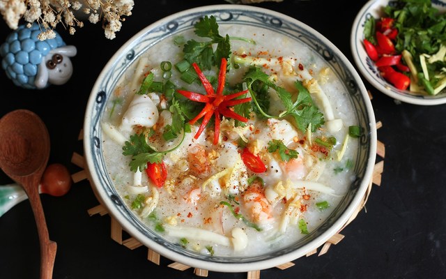 Cháo Mực Chú Tàu - Cháo Mực & Hoành Thánh Lá - Văn Thân