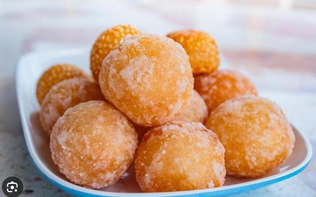 Bánh Rán Út Cưng - Cơm Gà & Bún Chả - 270 Lĩnh Nam