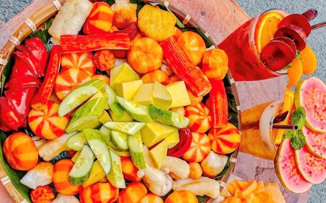 Ăn Vặt Xiên Que Chiên Bon