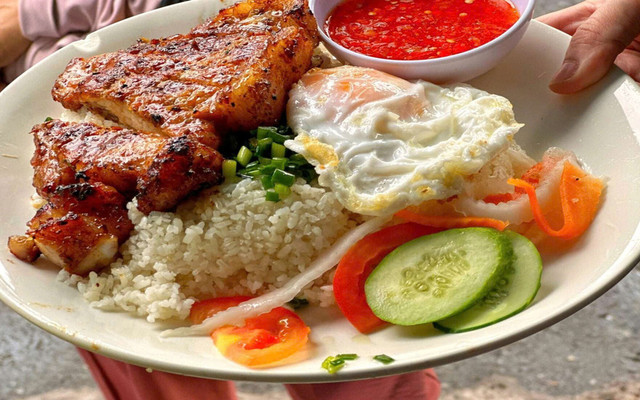 Cơm Tấm Ngô Quyền - 296 Cao Lỗ