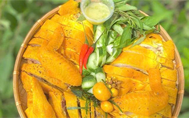 Bếp Nhà Châu - Gà Ủ Muối & Cơm Gà