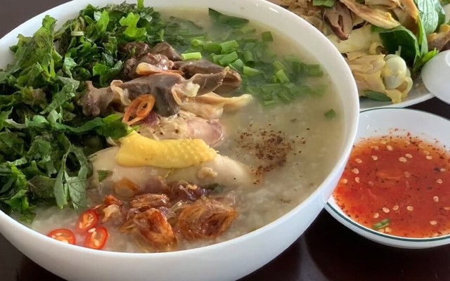 Cơm & Cháo Gà Ta - Quỳnh Ký