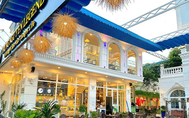 Trung Nguyên Legend - Café, Thức Ăn & Bánh Ngọt - 240 Phạm Ngũ Lão