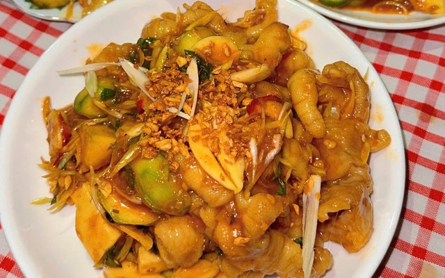 Chân Gà Sốt Thái Phú Mỹ - Ngô Tất Tố