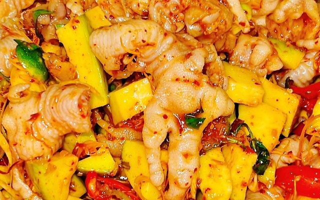 Cô Hương Béo - Chân Gà Sốt Thái