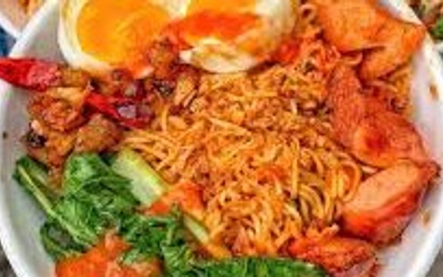 Ăn Vặt & Mì Trộn Mochi - Phan Trung