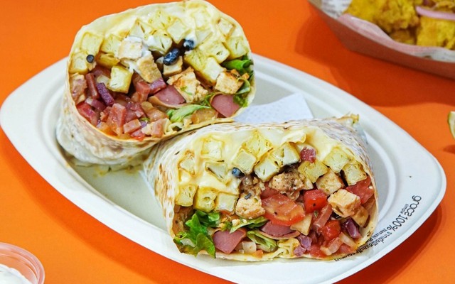 Bánh BURRITO VIỆT - Ẩm Thực Quốc Tế