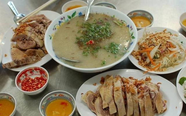 Gỏi Vịt - Cháo Lòng Má Heo - Hột Vịt Lộn