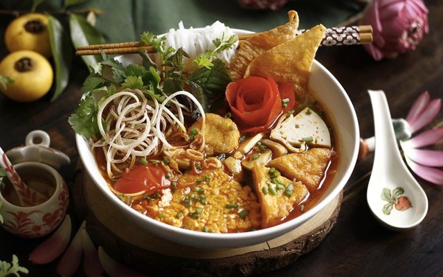 Hủ Tiếu Cô Phượng - 236 Lê Quang Sung