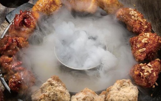 bbq Chicken - Gà Rán Hàn Quốc - Lê Hồng Phong