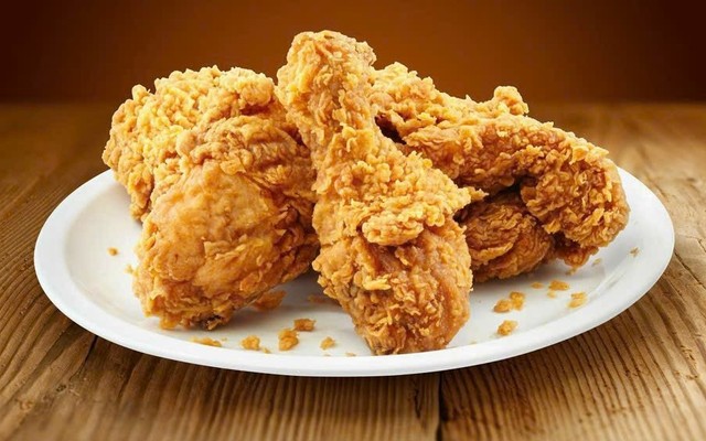 Gà Rán Tiểu Thiên Kỳ - Cao Văn Lầu