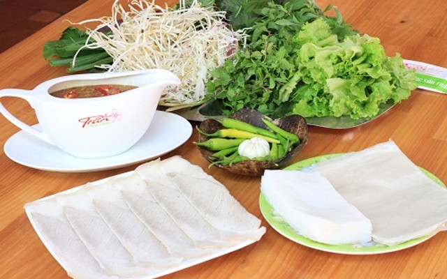 Ẩm Thực Trần - 11 Nguyễn Văn Linh