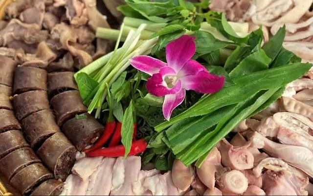 Phong Vua Lòng - Tân Nhuệ