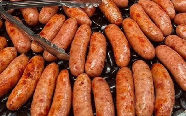 Ăn Vặt Ta - Lạp Xưởng Nướng Đá & Trà Dâu