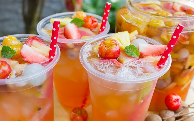 Cô Nhài - Tiệm Trà Trái Cây - Hồ Sen