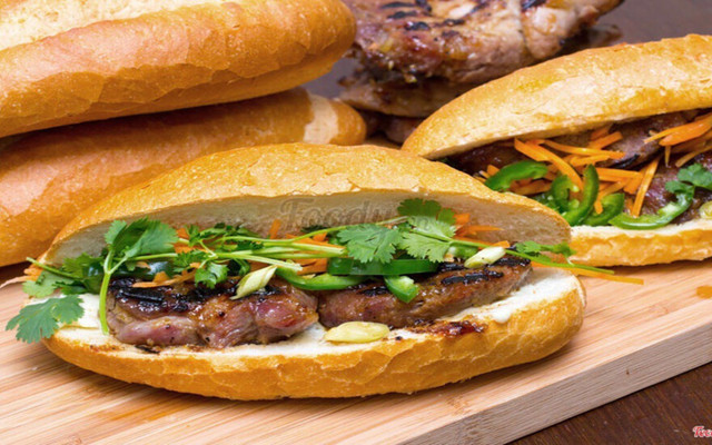 Bánh Mì Cô Hương
