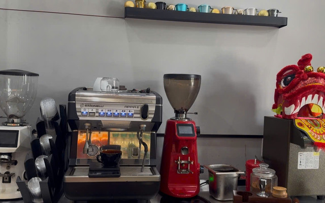 Cà Phê TN Bar - 735 Huỳnh Văn Nghệ