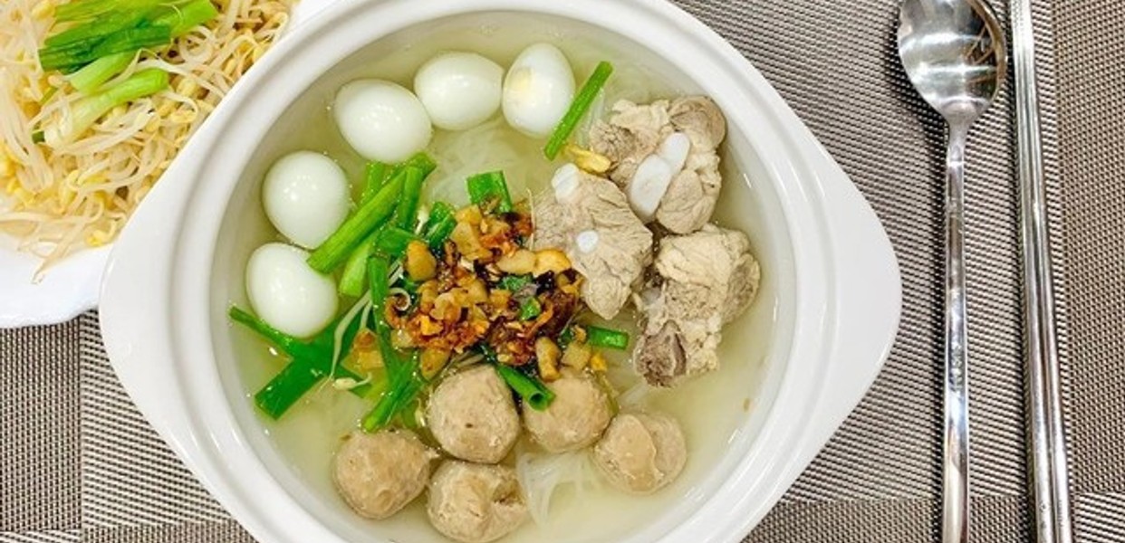 MÌ PHỤC HƯNG NỔI BẬT VỚI TÔ MÌ HẤP DẪN HƯƠNG VỊ ĐẶC TRƯNG