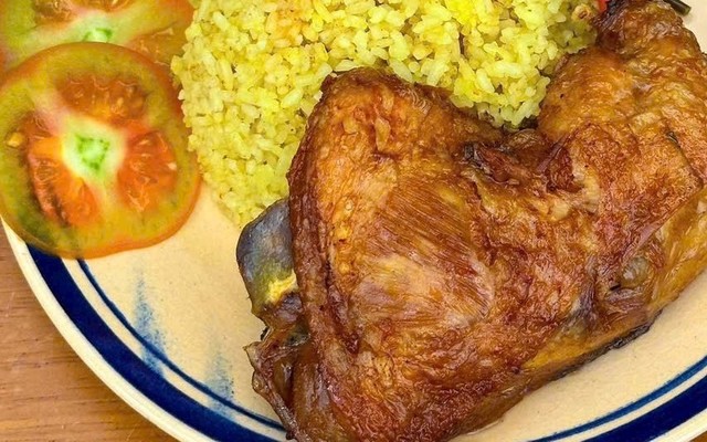 Cơm Gà Hồng Phát - Miến Gà & Bánh Canh Gà - Ngô Gia Tự