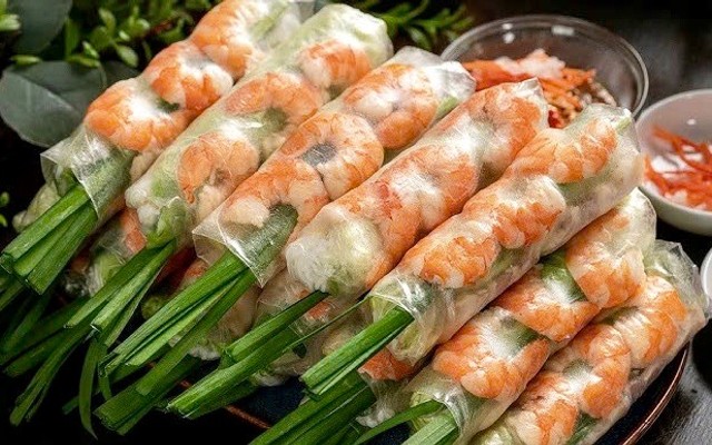 Bé Đen - Gỏi Cuốn & Bún Thịt Xào