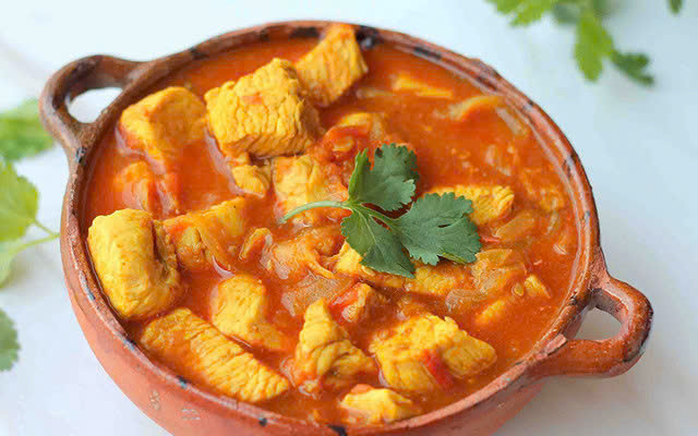 Tiệm Cà Ri - Chung Cư Happy One