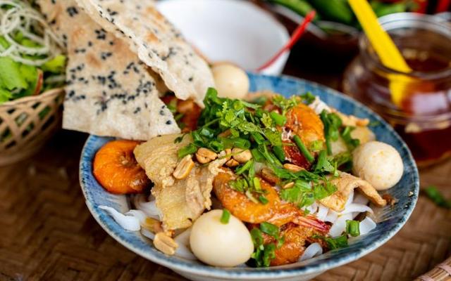 Mì Quảng 32 - Mì Quảng, Lagu Bánh Mì & Bánh Cuốn - 32 Trường Chinh