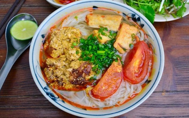 Bún Riêu Cẩm Vân - Văn Cao