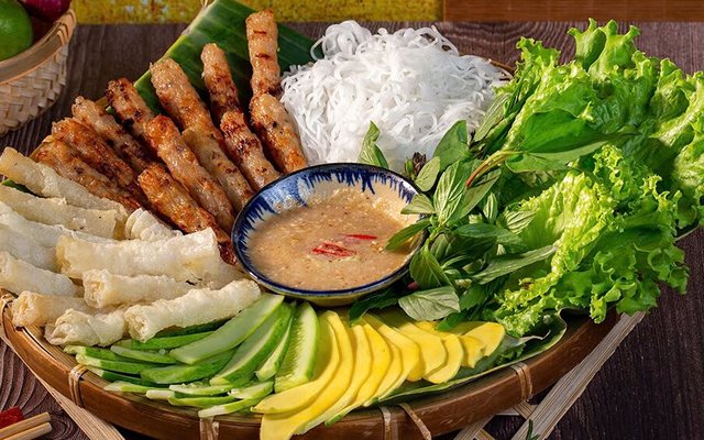 Bếp Nhà Anh - Nem Nướng, Bún Thịt Nướng & Bánh Tráng Nướng Đà Nẵng