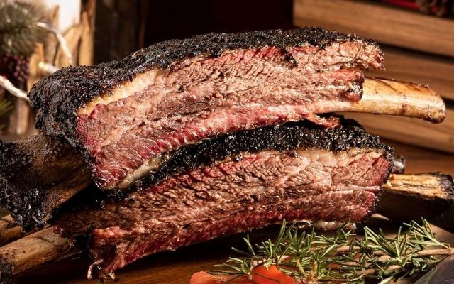 Saigon Smokehouse Nhà Hàng Xông Khói - 18A Đường 38