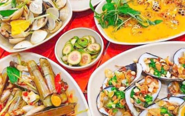 Quán Ốc Huyền Moon - Phố 8/3