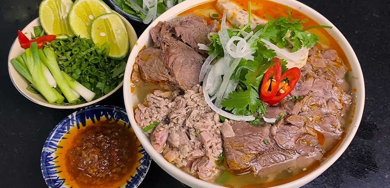 Bếp Khuya Thịnh Hưng - 10 Phạm Ngũ Lão