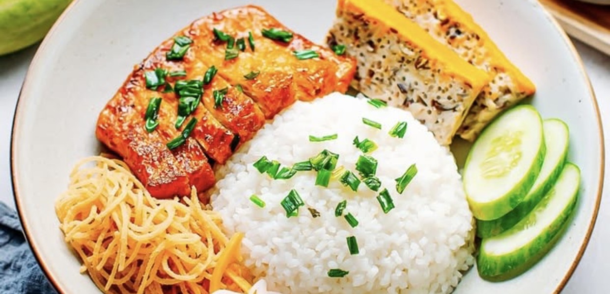 Cơm Tấm & Bún Chả Hà Nội Cô Hưng - KDC Việt Sing