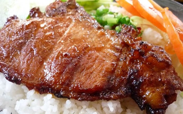 Cơm Tấm Sườn Nướng Sài Gòn - Trung