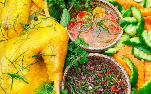 Gà Ủ Muối Hoa Tiêu Lộc Phát - Phan Anh