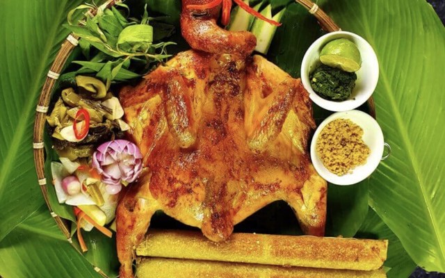 Gà Nướng Cơm Lam Tiến Phát - Quốc Lộ 13