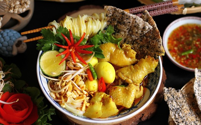 Mì Quảng Đà Nẵng O Ty - 47 Lê Trung Đình