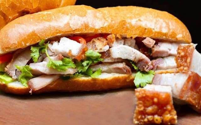Bánh Mì Heo Quay 38 - Xôi Mặn - Bến Xe An Sương