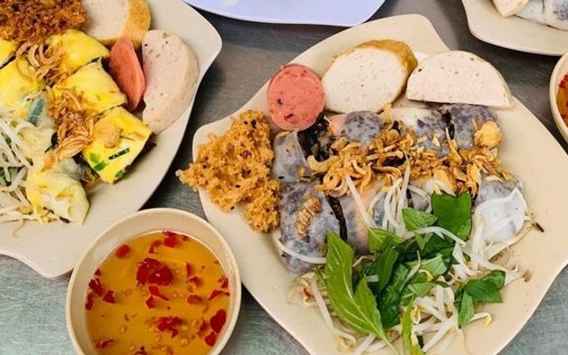 Bánh Cuốn Nóng Hà Nội - Phan Văn Hớn