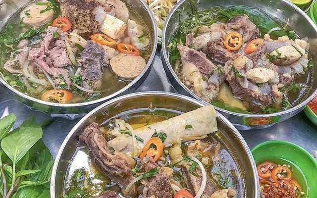 Phở Đêm - Đầu Chợ Tam Hoà