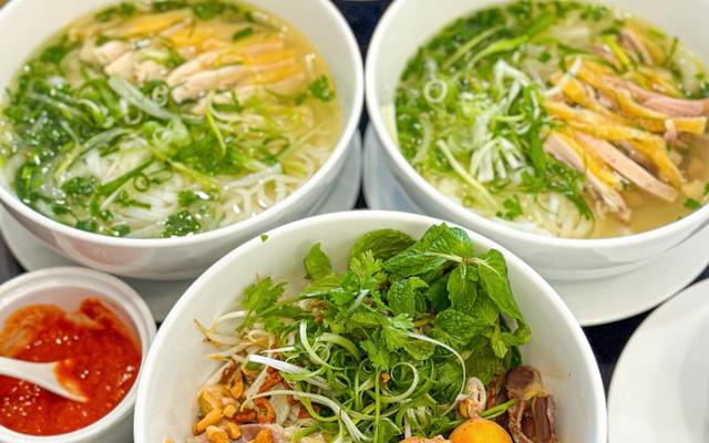 Phở Gà Hà Nội Dung - Ấp Bắc