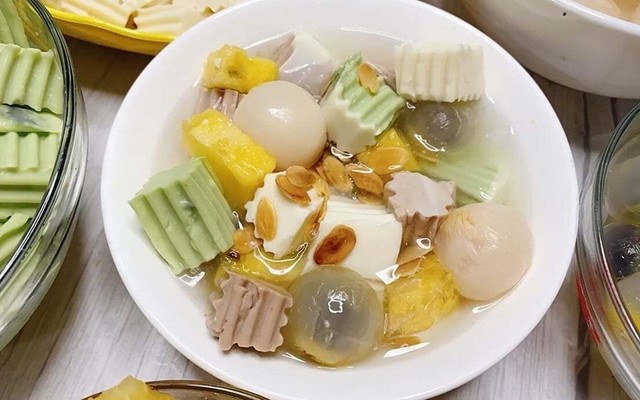 Chè Thái Liên - Hoàng Quốc Việt Nối Dài