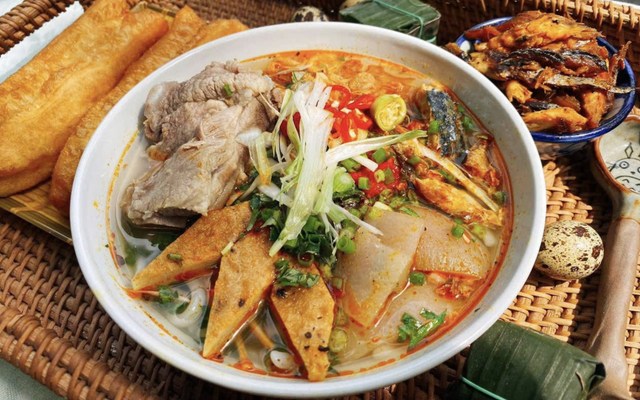 Bánh Canh & Bún Chả Cá Đà Nẵng Nhà Gấu - Nguyễn Thái Sơn