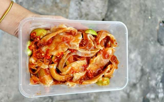 Tiệm Chân Gà Núp Hẻm - Bánh Tráng Trộn - Bánh Tráng Cuốn