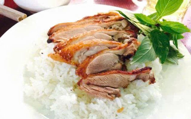 Quỳnh Ly - Cơm Trưa - 1A Hải Đức