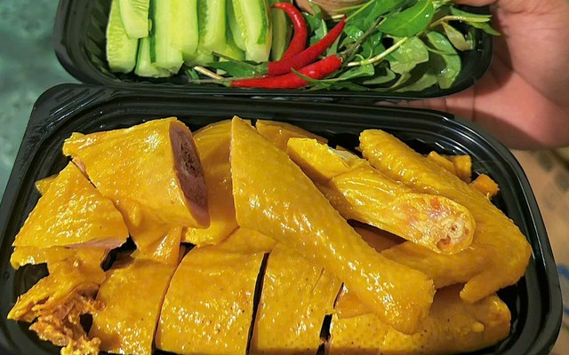 Ăn Vặt & Gà Ủ Muối - Ryna Tasty Foods