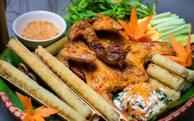 Gà Nướng Cơm Lam TƯ HOÀNG 3 - Đường Số 10