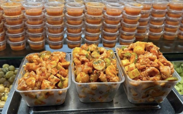 Chân Gà Sốt Thái Yến Nhi - 947 Trường Chinh